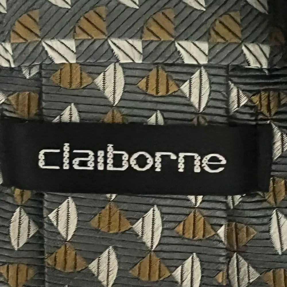 Claiborne 100% Silk Designer Tie Gray Geometric‎ Business Casual Retro Necktie